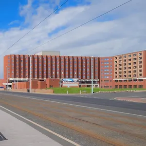 https://hilton-blackpool.hotelsin-chester.com